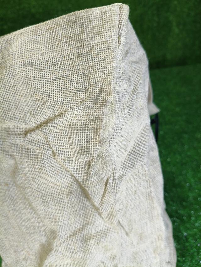 Chanel Dans Les Serres de Canel Linen Bag 8