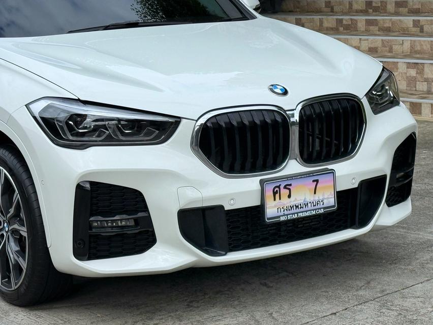 2022 BMW X1 20D MSPORT รถมือเดียวออกป้ายแดง รถวิ่งน้อย ไม่เคยมีอุบัติเหตุ วารันตีศูนย์ยังเหลืออีกนานครับ 8