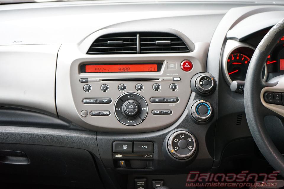 2012 HONDA JAZZ 1.5 V ( 4899 ) 13