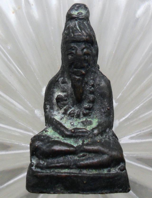 พระรอดเก่าเนื้อจัดค่ะ 3