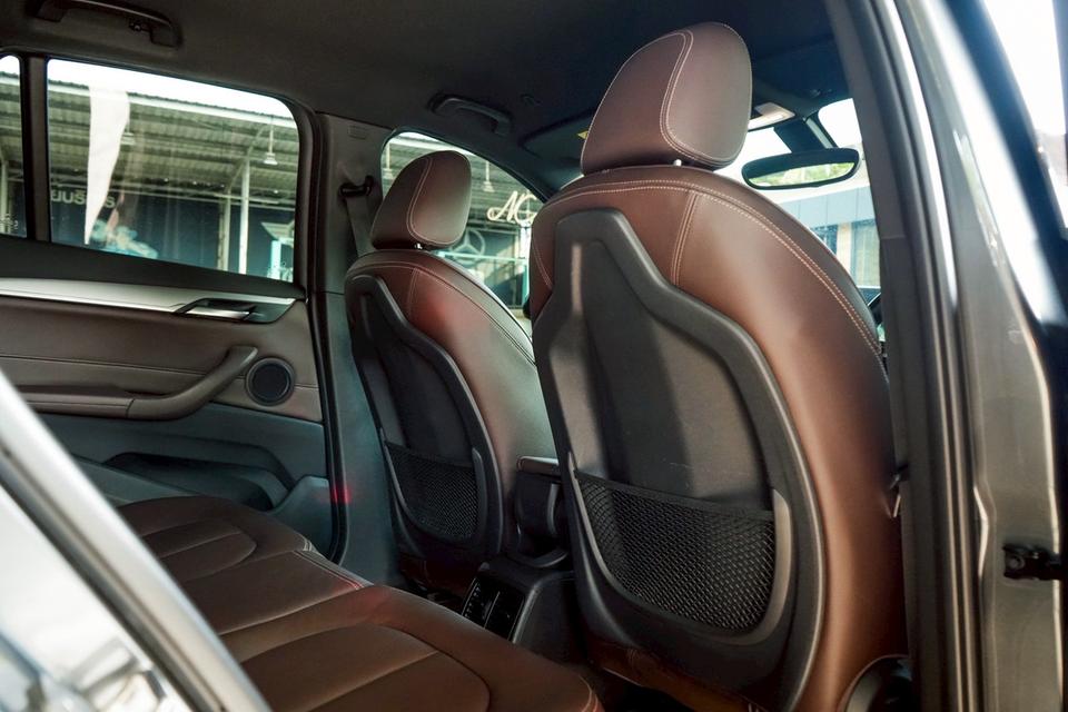 รหัสรถ CBL4459 BMW X1 sDrive18d M Sport F48 AT 2018 รูปที่ 11