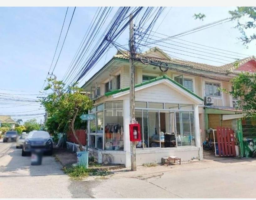 ขายบ้านเดียวหลังมุมติดถนน หมู่บ้านพฤกษา 15 เนื้อที่ 23.9 ตารางวา สนใจติดต่อ 098-1955383 4