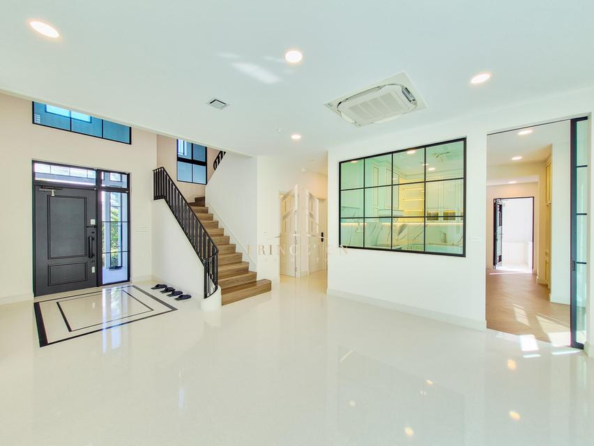 Luxury House for Sale Nantawan Rama 9 – New KrungthepKreetha 5