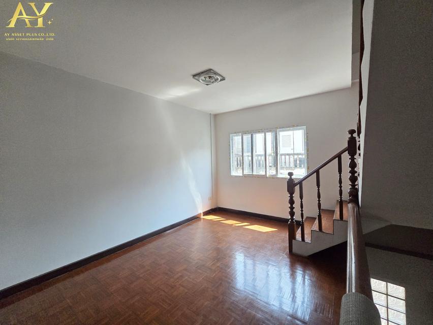 ขายตึก3.5ชั้น รีโนเวทแล้ว มบ.ศิรินเทพ9 ซ.มีสทีน ราษฎร์พัฒนา รามคำแหง2.5MB. 6