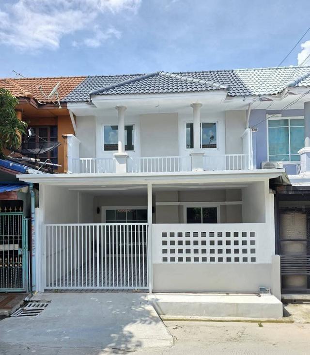 บ้านบัวทอง 4 3 ห้องนอน ต่อเติมครบ ครัว–โรงรถ PU Foam 16