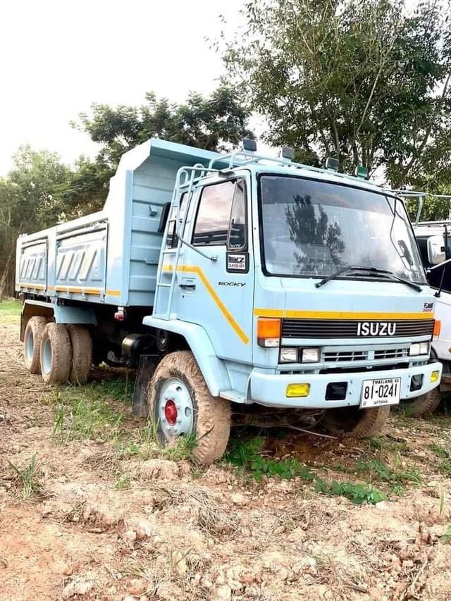 ส่งต่อรถบรรทุก ISUZU 10 ล้อดั้มพ์