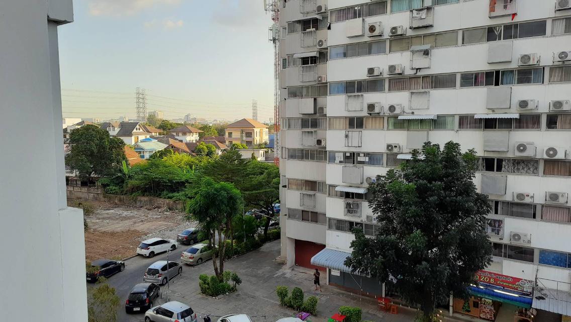 ขายป๊อปปูล่าคอนโด คอนโดเมืองทองธานี อาคาร C7 ชั้น5 ห้อง 41 ตรม. มีระเบียง 8