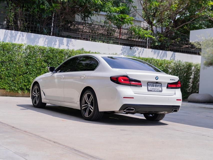 BMW 530e Elite ปี 2021 มือสอง รูปที่ 4