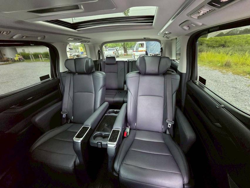 รหัสรถ NC987  ALPHARD 2.5 S"C Package" (รุ่นท็อปสุด) " Minor Change " 2021 19