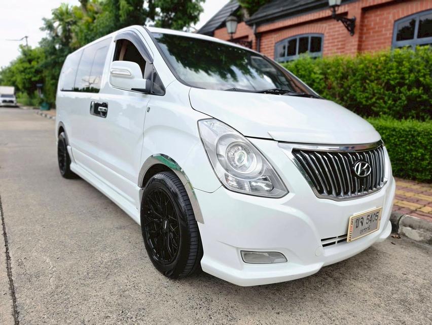 HYUNDAI GRANDSTAREX, เครื่องA2 2.5 VIP ปี2013(ป้ายดำ ตัวแท้หายาก