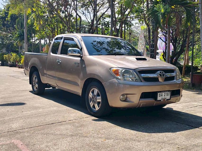 Toyota Vigo 2.5 E MT 2007