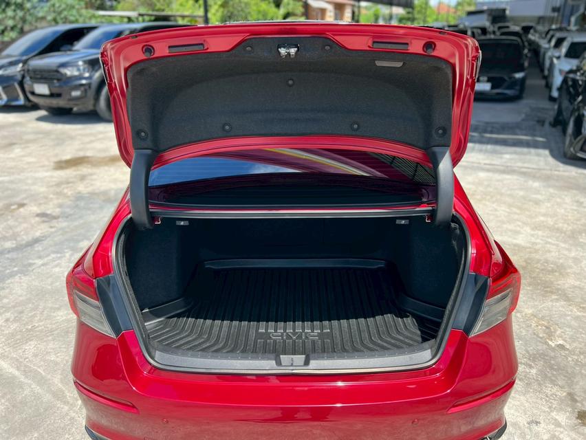 ปี 2022 HONDA CIVIC, 2.0 e:HEV RS โฉม FE ปี21-ปัจจุบัน สีแดง เกียร์ออโต้ เบนซิน/ไฟฟ้า มือเดียวป้ายแดง 8