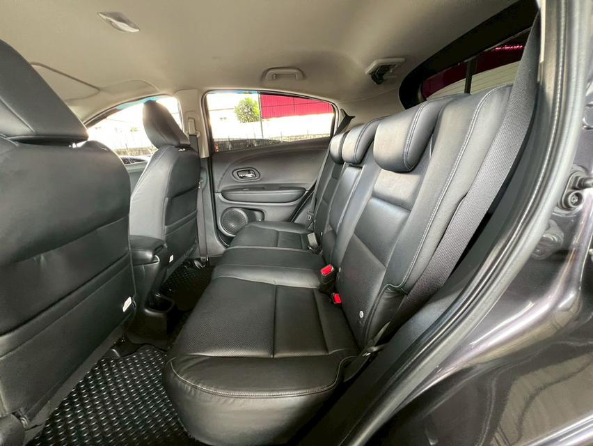 ปี 2019 HONDA HRV, 1.8 E โฉม ปี14-21  สีเทา เกียร์ออโต้ เบนซิน รถบ้านแท้ 14