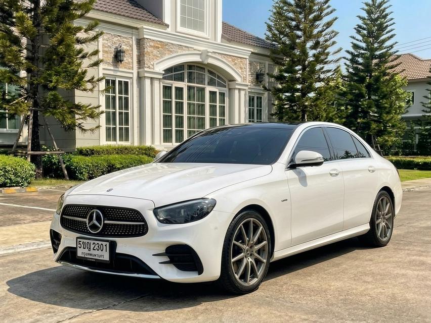 ออกรถ ปี 24 Mercedes-Benz E 300 e AMG Dynamic TOP สุด รูปที่ 5