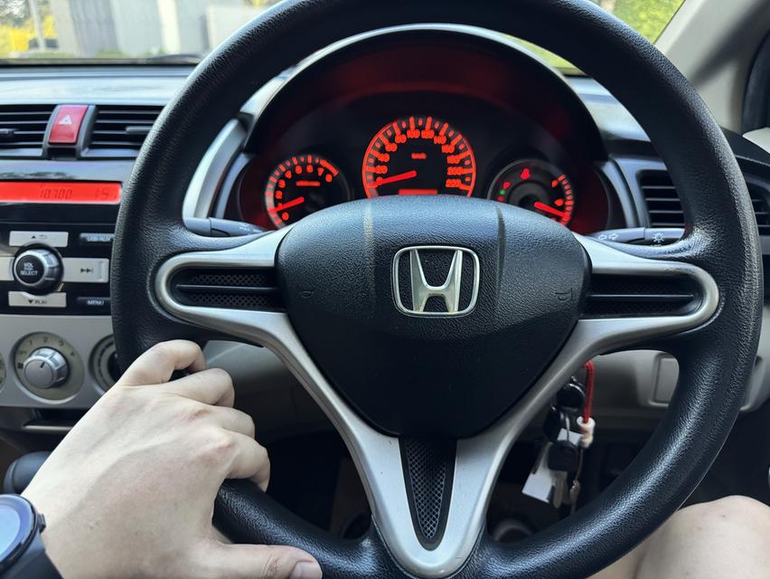 Honda City V เกียร์ออโต้ ปี2010 มือเดียว เดิมๆ สภาพสวยๆ รูปที่ 5
