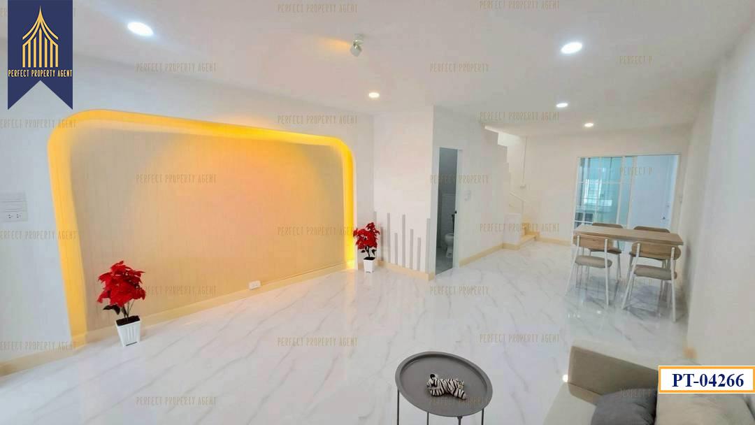 ขาย ทาวน์เฮ้าส์ มนวดี 13 บางคูรัด บางบัวทอง แต่งใหม่ 3