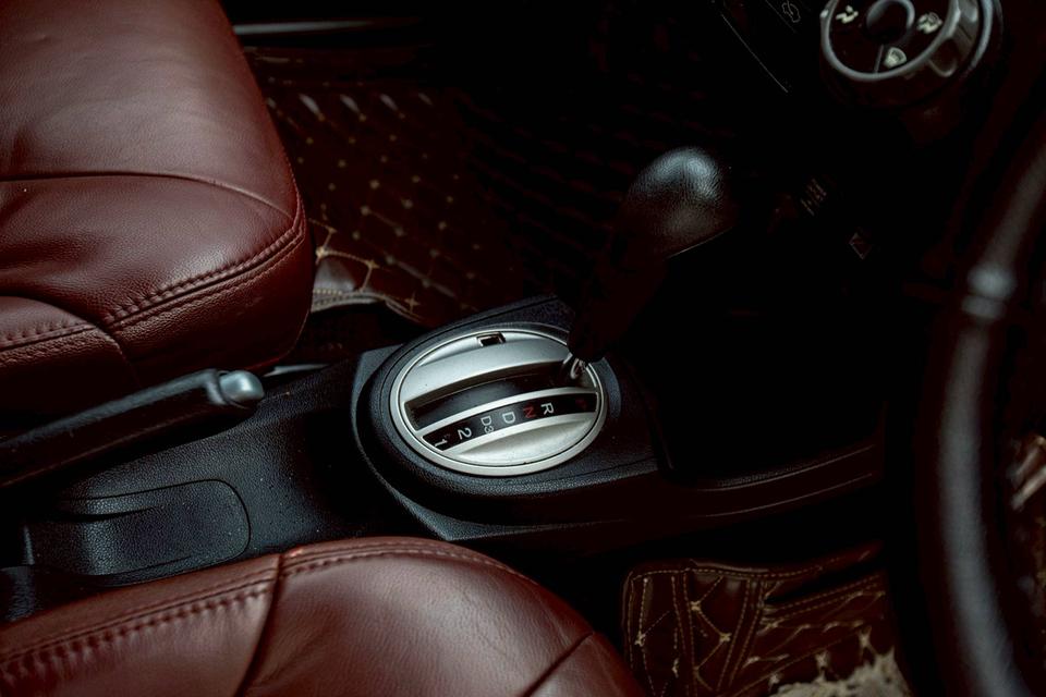 รหัสรถ GT5732 Honda Jazz 1.5 S ปี 2010 สีขาว รูปที่ 14