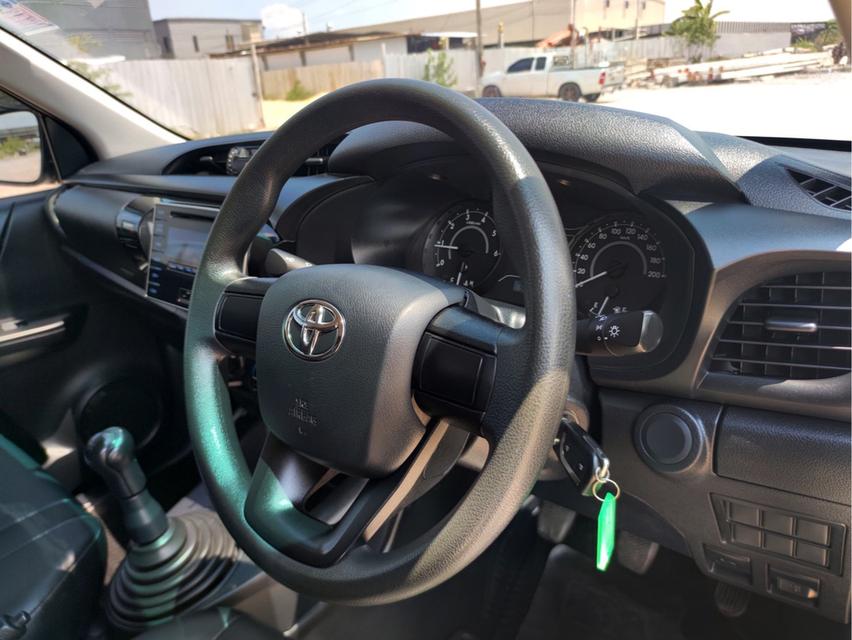 รหัสรถ CAT3215 2020. TOYOTA HILUX REVO 2.4 ตอนเดียว 6
