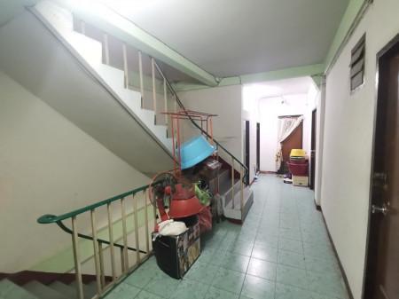 ขาย อาคารพาณิชย์ 4 ชั้น 2 คูหา ซอยจันทน์ 25-1 สาธุประดิษฐ์ 26 ตรว แบ่งเป็นห้องเช่า เช่าเต็ม รับรายได้ทันที ศักยภาพสูง รี 4