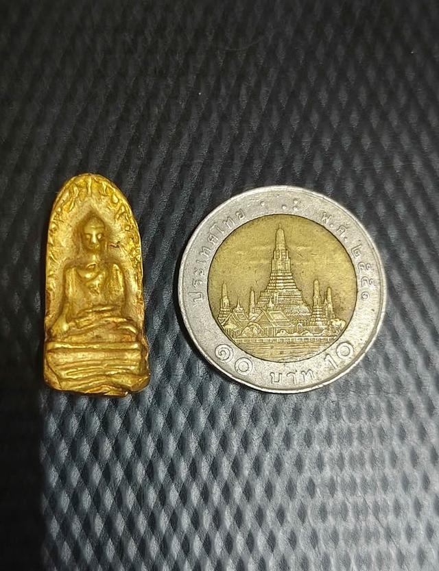 พระรอด พระกรุลำพูน พระกรุสีทองอร่าม เก่า สวยมาก หายาก มีน้ำหนัก รูปย่อยที่ 4