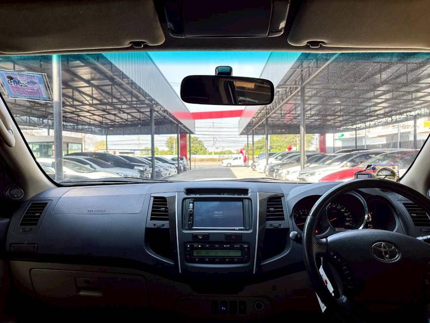 ขายรถ Toyota Fortuner 3.0 TRD Sportivo 4WD ปี 2010 สี ขาว เกียร์ออโต้ รูปที่ 18