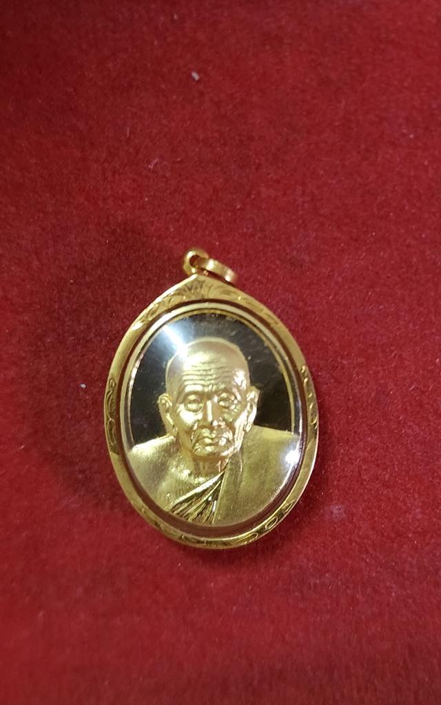 รูป เหรียญหลวงพ่อทวด รุ่นสร้างบ้านให้พ่อ เนื้อทองคำ พิมพ์เล็กปี 254