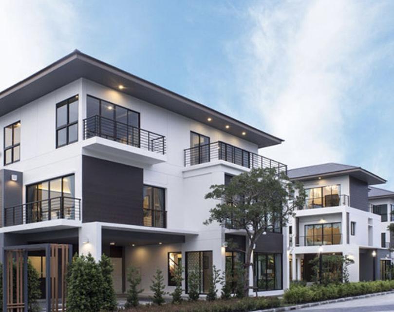 ให้เช่าบ้านเดี่ยว 3 ชั้น หมู่บ้านลุมพินี อ่อนนุช–บางนา เฟอร์นิเจอร์ครบ พร้อมอยู่ 1