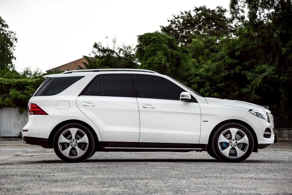 รหัสรถ CBL2880 Mercedes-Benz GLE500e 3.0 4MATIC Exclusive W166 AT 2017