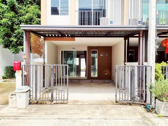 ทาวน์โฮม 3 ชั้น โครงการ นาราภัทร เอ็กซ์คลูซีฟ แจ้งวัฒนะ-สามัคคี 1