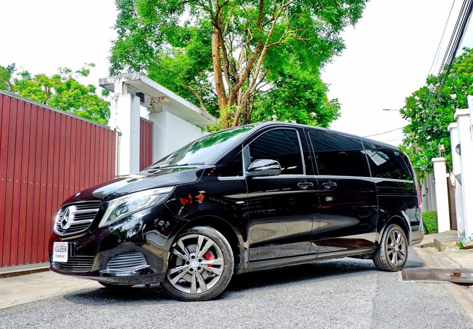 Mercedes-Benz V 250 d  7 ที่นั่งป้ายขาวดำ ปี 2017 5