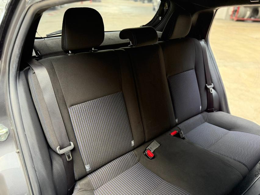 Toyota Yaris 1.2 E ปี 2018 12