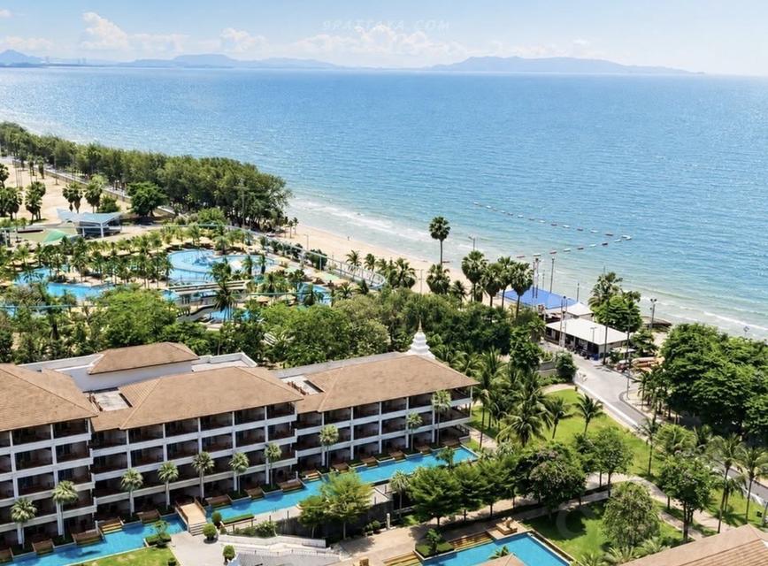 View Talay 3A for RentFull sea view studio on high floor.Located between Pratumnak and Jomtien.Rental Price: 20,000 THB/month12-month lease 5