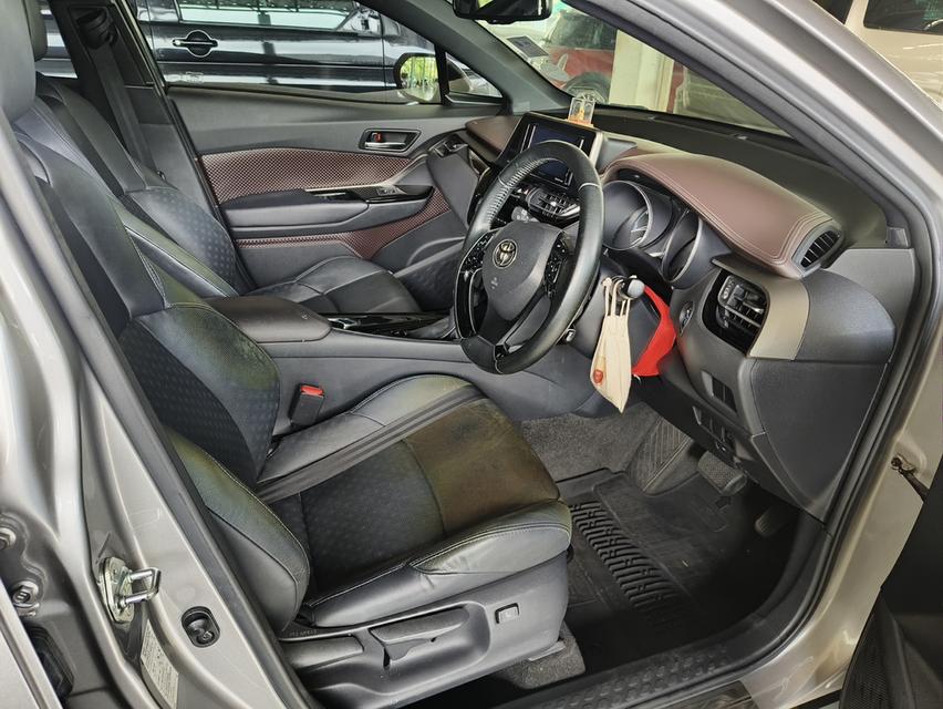 Toyota CHR 1.8 ไฮบริด HV-Hi ปี 2019 รุ่นท๊อป รถคุณหมอใช้เองเข้าศูนย์ตลอด ตรวจสอบประวัติได้ รูปที่ 10