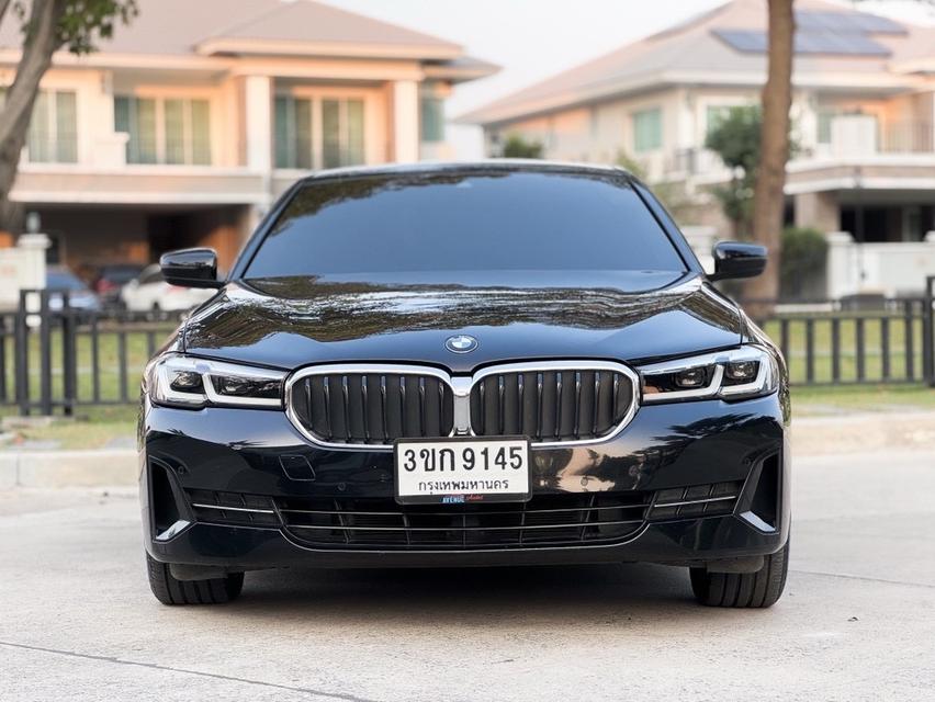 รหัส AVA9145 🇩🇪 BMW 530e Plug-in Hybrid G30 ตัวใหม่ล่าสุด LCI ปี 2022 Top 2