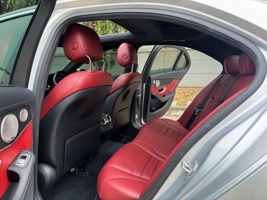 รหัสรถ AVA2228 ⭐️ Benz C300 AMG Dynamic W205 ปี 2016 ดีเซล 15