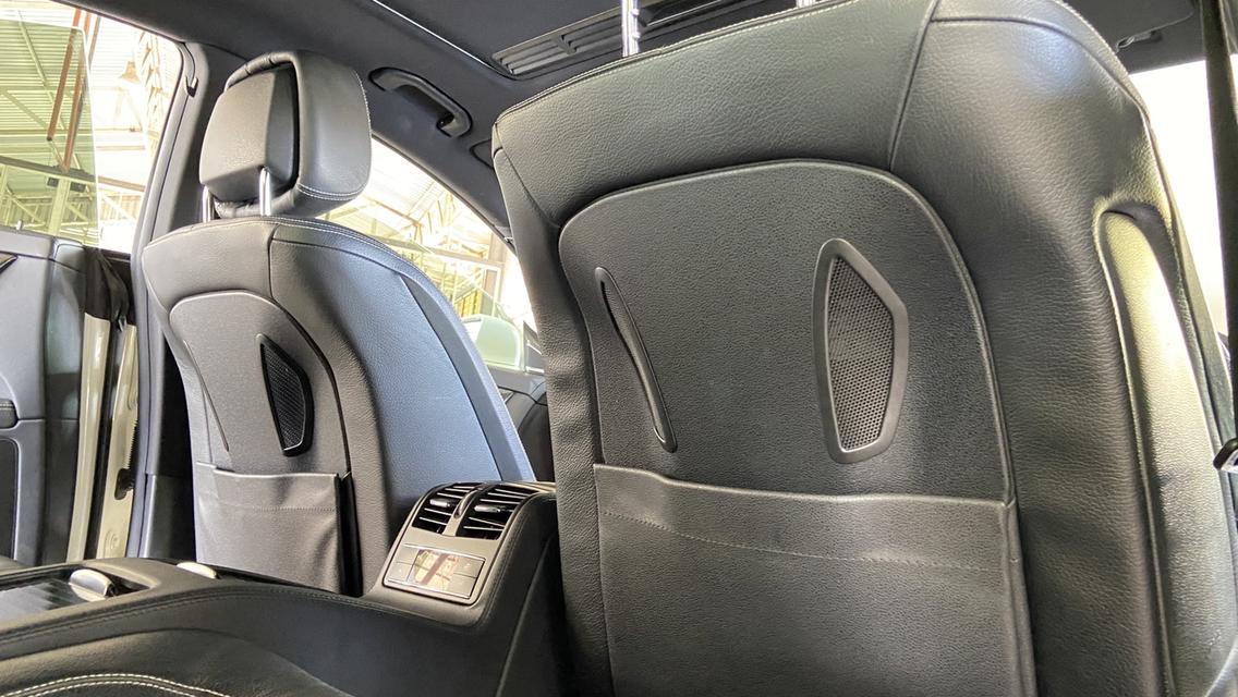 รถสปอร์ตสไตล์ 4-Door Coupe CLS250CDI W218 ปี 2012 รูปที่ 15