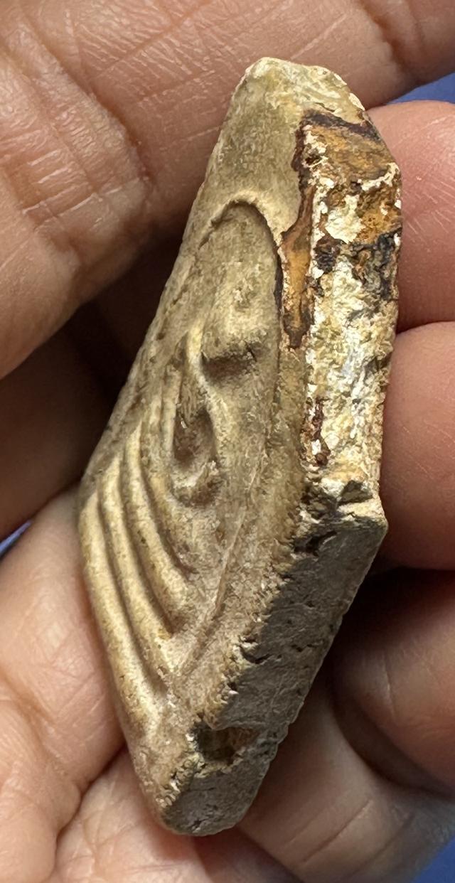 พระสมเด็จพิมพ์อกครุฑ เศียรบาตร บิ่นเดิม รูปที่ 6