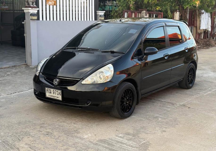 ขาย Honda Jazz เครื่อง 1.5 ปี 2005 เกียร์ออโต้ 5