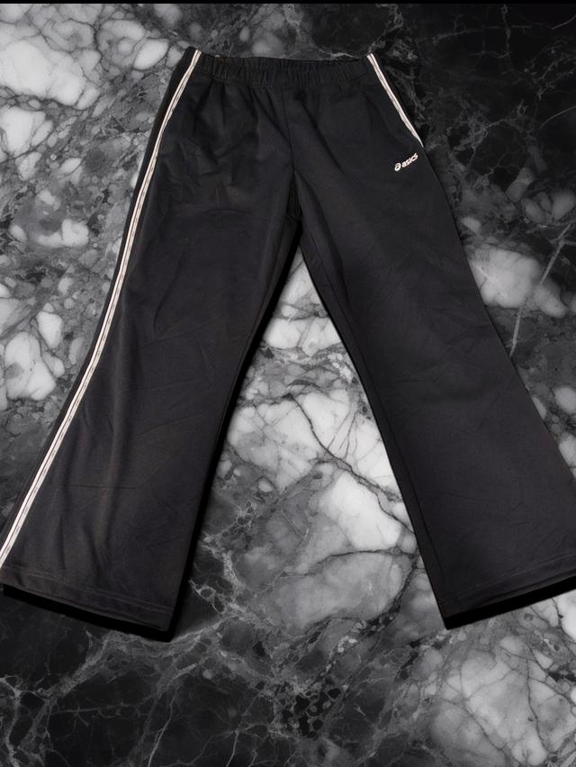 ขายเสื้อผ้ากางเกงวินเทจมือสอง