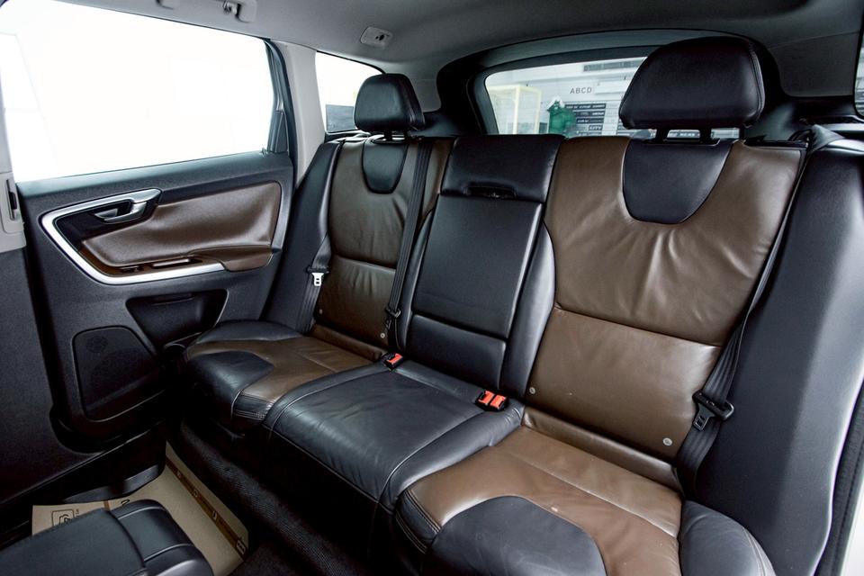 รหัสรถ 1D570 XC60 T5 2.0 2015 6