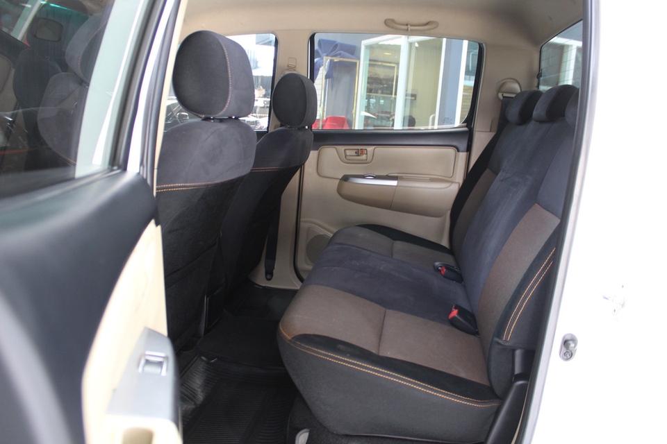 รหัสรถ JRS811 Toyota Vigo Champ TRD ปี 2014 14