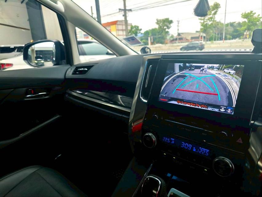 รหัสรถ KPV6937 2023 TOYOTA ALPHARD 2.5 SC PACKAGE  10