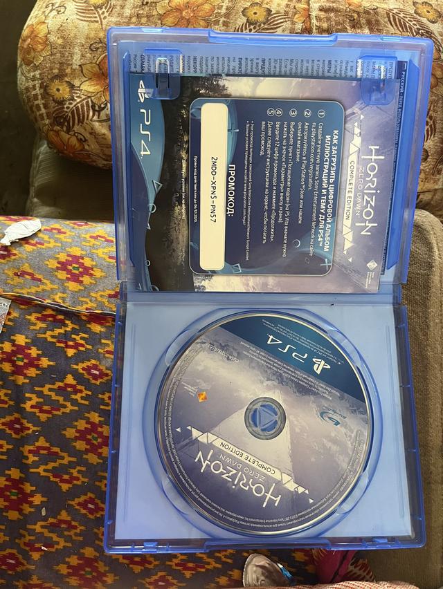 เครื่องเล่นเกมส์ Play Station 4 Proทอททท 6