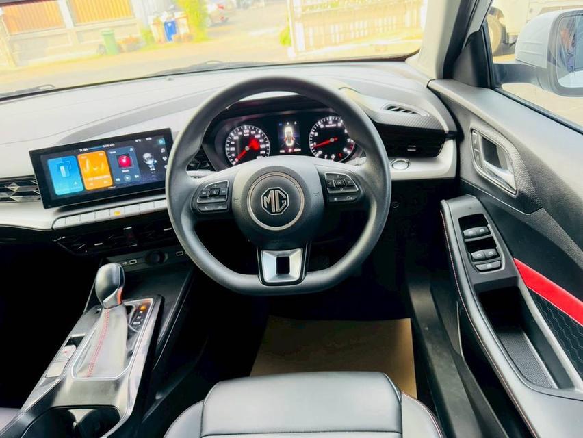 MG 5 เครื่อง1.5 cc. รุ่นD เกียร์ AUTO ปี 20224 #รถไมล์แท้100%คะวิ่งน้อยมากๆๆคะ วิ่งมาแค่22,xxxกิโลคะ มีวารันตรีศูนย์ถึง ปี2026