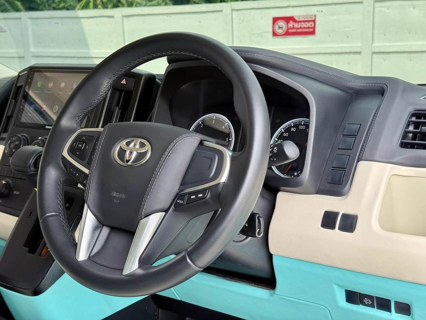 🔥 TOYOTA COMMUTER 2.8 AT EURO 5 ปี 2024 🔥 VIP FULL OPTION ชุดแต่งเต็มคัน พร้อมใช้งาน รูปที่ 15