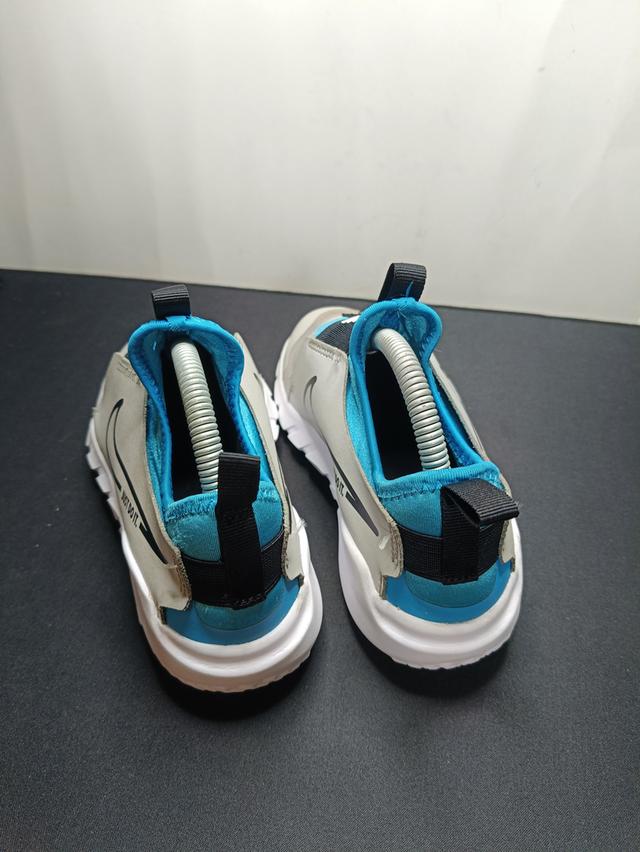 รองเท้าผ้าใบ N!ke Flex Runner 2 สีเทาฟ้า ไซส์ 36.5 (23.5 cm) รูปที่ 5