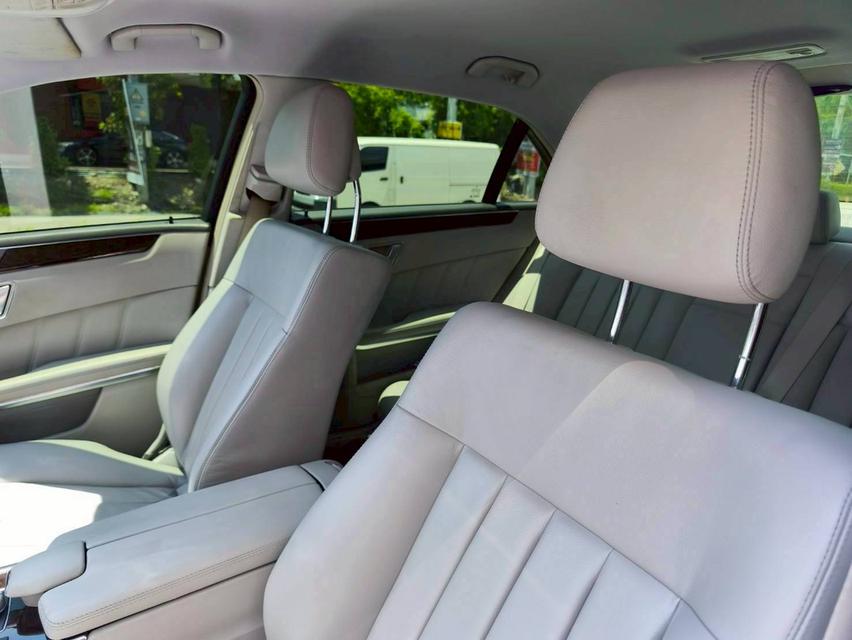 รหัสรถ KPV353 2013 BENZ E200 SEDAN  11