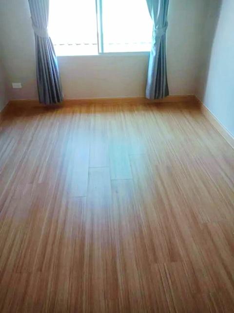 บ้านฟ้า เลอ มาร์เช่ 2.2 กม.ให้เช่าทาวน์โฮม 2ชั้นติดถนนใหญ่ 18 ตร.วา. 145 ตร.ม. 2น้ำ 2