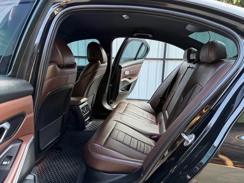 รหัสรถ AVA115 🌟 BMW 320d Msport 2023 LCI โฉมใหม่ รูปที่ 16