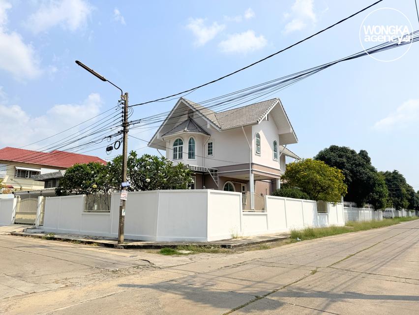 ขาย – บ้านเดี่ยว ปุณณวิถี หมู่บ้านเมืองทอง 4 แปลงมุม ใกล้ BTS ปุณณวิถี สุขุมวิท 101 ขนาด 149 ตร.วา เงียบสงบ เป็นส่วนตัว เดินทางสะดวก 1